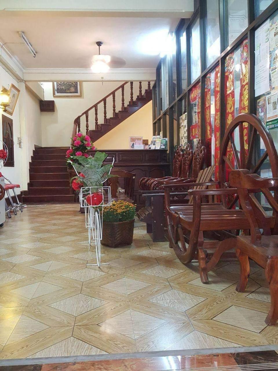 Sakura Wood House Hotel Луанг Прабанг Екстериор снимка